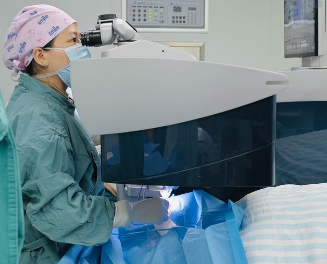 全光塑摘镜 复查直言“超满意”PG麻将胡